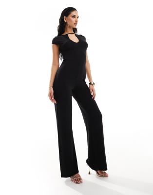 ASOS DESIGN - Jumpsuit im 90er-Stil in Schwarz mit weitem Bein und tiefem Ausschnitt