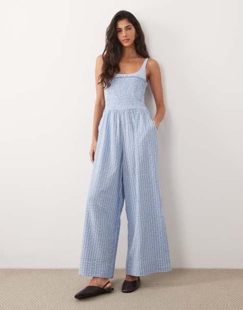ASOS DESIGN – Jumpsuit in Blau gestreift mit farblich abgesetzten Trägern - view 1