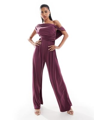 ASOS DESIGN - Jumpsuit in Pflaume mit abfallender Schulterpartie und weitem Bein-Brown