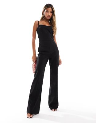 ASOS DESIGN - Jumpsuit in Schwarz mit Spitzenbesatz und schmalen Trägern