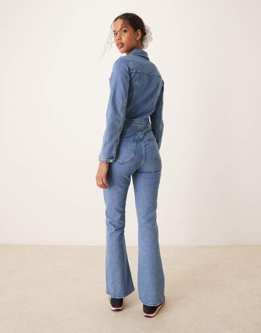 ASOS DESIGN - Jumpsuit van denim met lange mouwen in middenblauw, 3 van 4