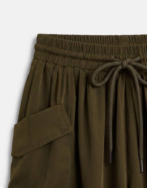 ASOS DESIGN - Jupe boule satinée à poches - Vert, 7 de 7