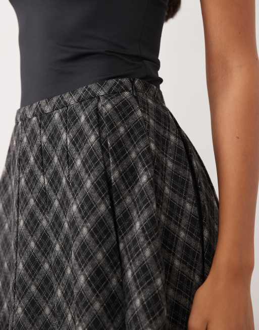 ASOS DESIGN jupe courte trapèze plissée brossée à assortir à carreaux argyle, 4 de 5