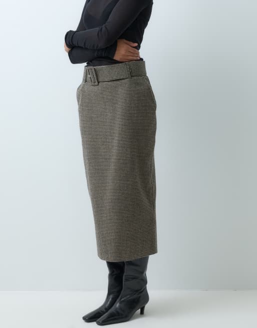 ASOS DESIGN Jupe crayon mi-longue ajustée ceinturée à carreaux marron en laine, 4 de 5