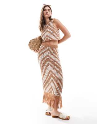 ASOS DESIGN - Jupe d'ensemble en maille ajourée à chevrons et à ourlet à franges - Marron - view 1