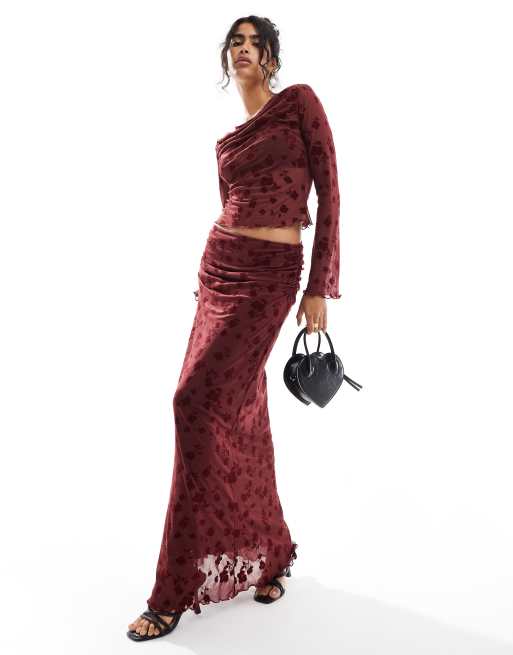 ASOS DESIGN - Jupe d'ensemble mi-longue à fleurs floquées - Bordeaux
