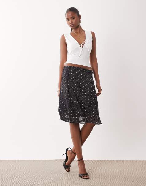 ASOS DESIGN - Jupe fourreau mi-longue d'ensemble en tulle à pois et taille basse avec godets - Noir et blanc - view 1