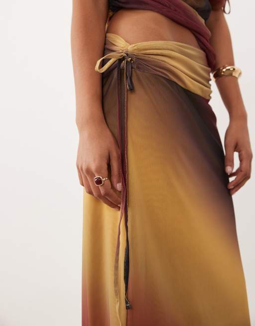 ASOS DESIGN jupe longue coordonnée à taille mi-haute froncée, coupe sirène, à rayures dégradées, 4 de 5