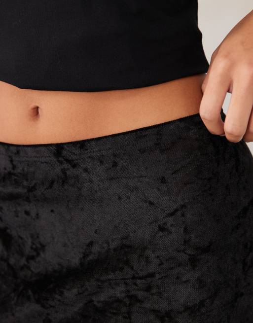 ASOS DESIGN jupe longue en maille velours noire, 2 de 5