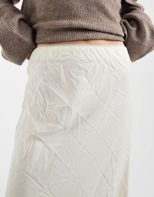 ASOS DESIGN - Jupe longue en satin effet froissé - Blanc neige, 2 de 5