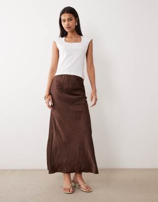 Jupe longue en satin effet froissé - Chocolat-Brown 38