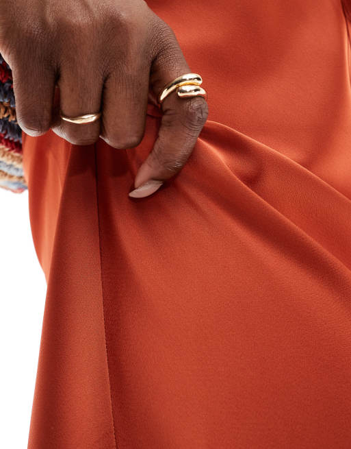 ASOS DESIGN - Jupe longue en satin en bais avec liens noués à la taille - Terracotta, 3 de 5
