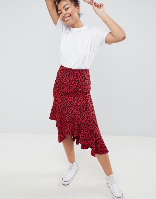 ASOS DESIGN - Jupe mi-longue avec volants et imprimé léopard rouge | ASOS