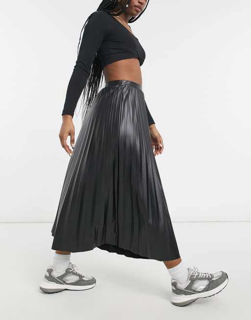 ASOS DESIGN Jupe mi longue pliss e en similicuir Noir