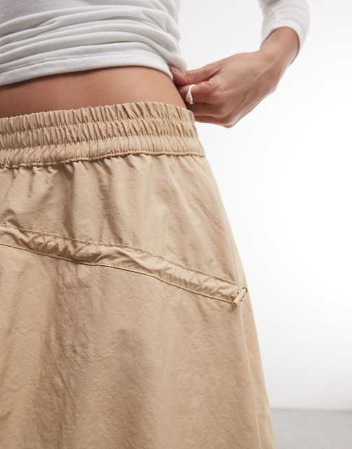 ASOS DESIGN jupe midi boule parachute en nylon technique beige, 5 de 5