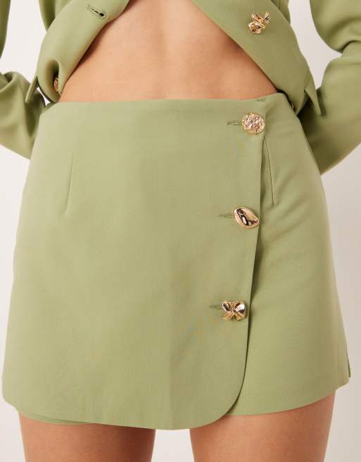 ASOS DESIGN - Jupe-short portefeuille habillée à boutons dorés - Kaki, 3 de 5