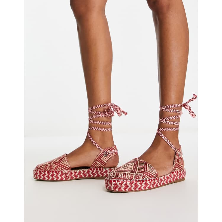 Closed toe lace hot sale up espadrilles