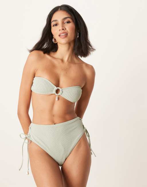 ASOS DESIGN – Kai – Trägerloses Bikinioberteil in Salbeigrün mit Strukturmuster und Zierperlenbesatz, 4 von 4