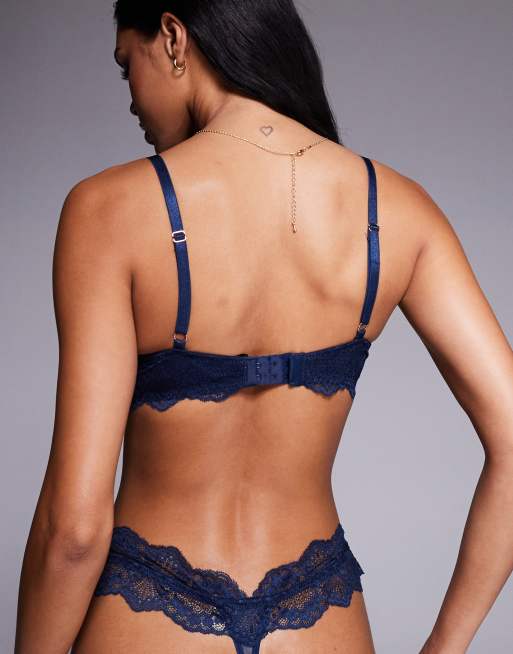 ASOS DESIGN – Kaia – Bügel-Balconette-BH in Marineblau aus Spitze mit Satin-Schleifen, 3 von 4