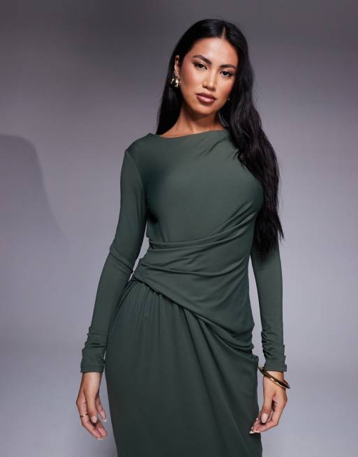 ASOS DESIGN – Kakifärgad, draperad maxiklänning med långa ärmar och mjuk känsla, 2 av 4