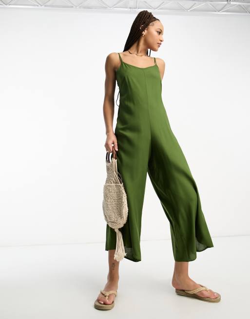 ASOS DESIGN – Kakifärgad jumpsuit med culotte-byxor och axelband, 3 av 4