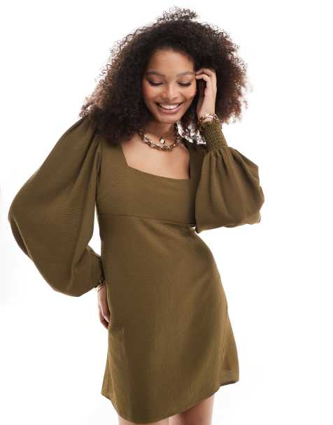 ASOS DESIGN – Kakifärgad miniklänning med lång ärm och knytning baktill - view 1