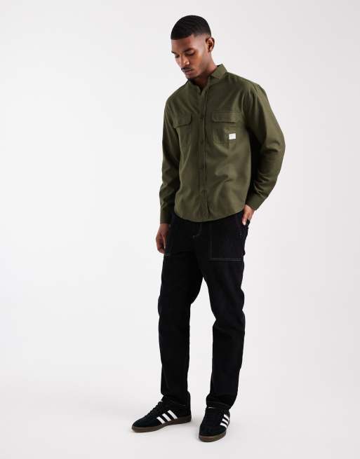 ASOS DESIGN – Kakifärgad overshirt med märkesdetalj, 2 av 5
