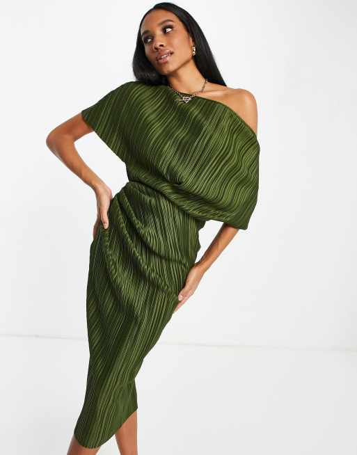 ASOS DESIGN – Kakifärgad plisserad midiklänning i fallen shoulder-design