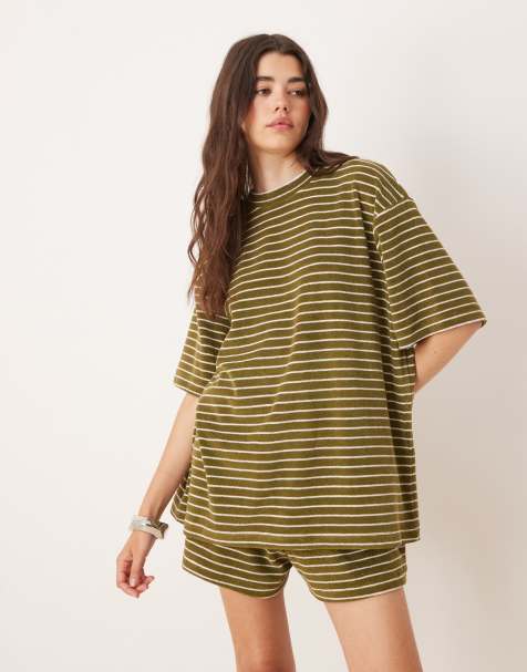 ASOS DESIGN – Kakifärgad, randig t-shirt i frotté och oversize, del av set - view 1
