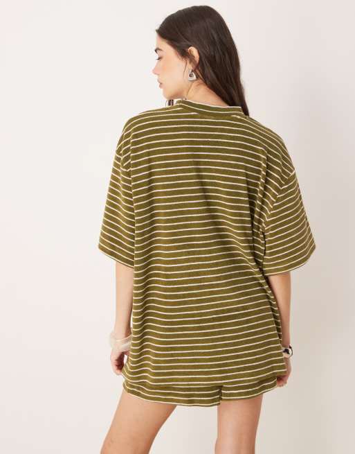 ASOS DESIGN – Kakifärgad, randig t-shirt i frotté och oversize, del av set, 2 av 4