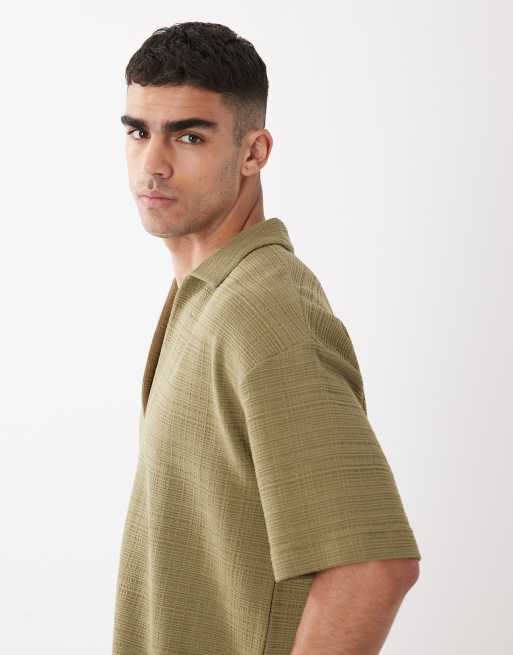 ASOS DESIGN – Kakifärgad, strukturerad pikétröja i oversize med öppen krage, 4 av 5