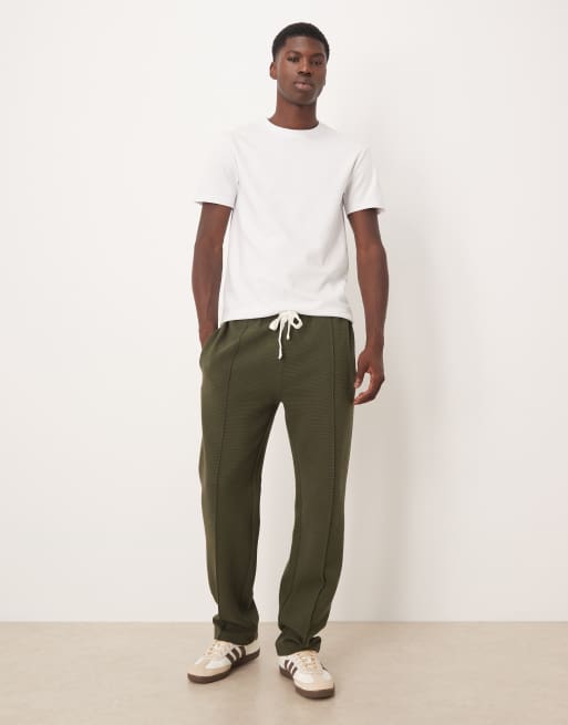 ASOS DESIGN – Kakifärgade, ribbade mjukisbyxor med raka ben och veck, 2 av 5