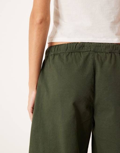 ASOS DESIGN - Kakifarvede longline-shorts i boksershortsstil i bomuld med papirtekstur, 5 af 5