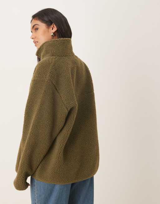 ASOS DESIGN - Kakifarvet fleecetrøje i imiteret lammeskind med lynlås, 3 af 4