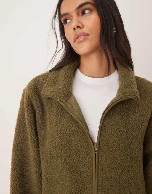 ASOS DESIGN - Kakifarvet fleecetrøje i imiteret lammeskind med lynlås, 4 af 4