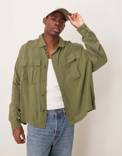 ASOS DESIGN - Kakigrøn og oversized skjorte med firkantet pasform og lommer