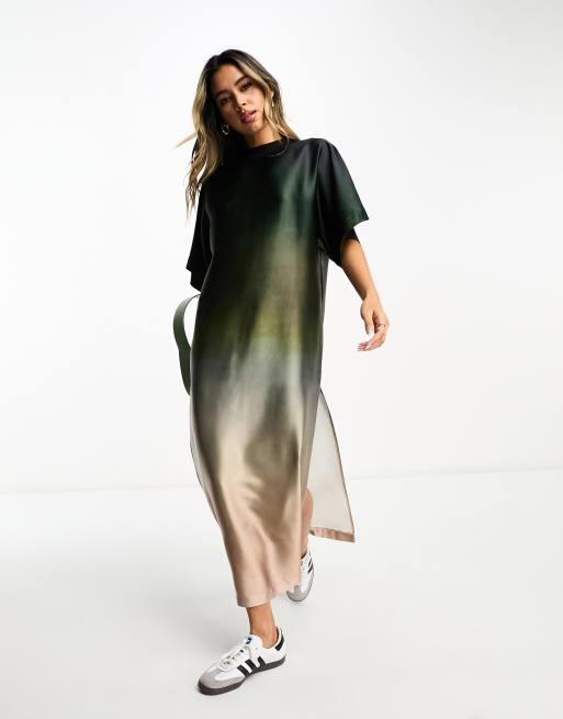 ASOS DESIGN - Kakigrøn og oversized T-shirt-midikjole i ombre-satin