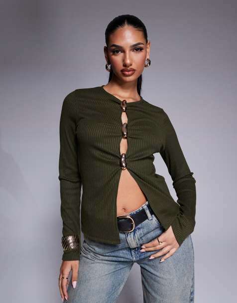 ASOS DESIGN - Kakigrøn ribstrikket langærmet top med guldfarvede knapdetaljer - view 1