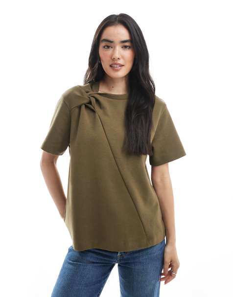 ASOS DESIGN - Kakigrøn T-shirt med snoet skulder - view 1