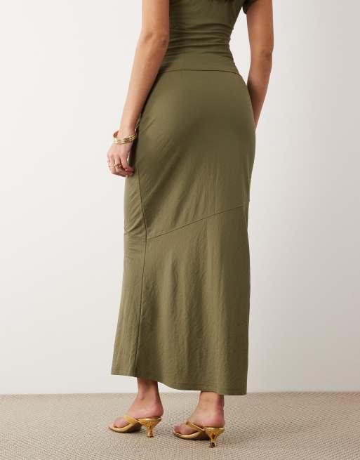 ASOS DESIGN – Kakigrön, diagonalskuren maxikjol i linnestil, del av set, 4 av 5