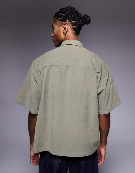 ASOS DESIGN – Kakigrön manchesterskjorta i oversize med boxig passform och broderi framtill, 3 av 5