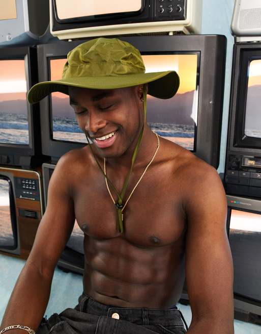 ASOS DESIGN – Kakigrön safarihatt i nylon 