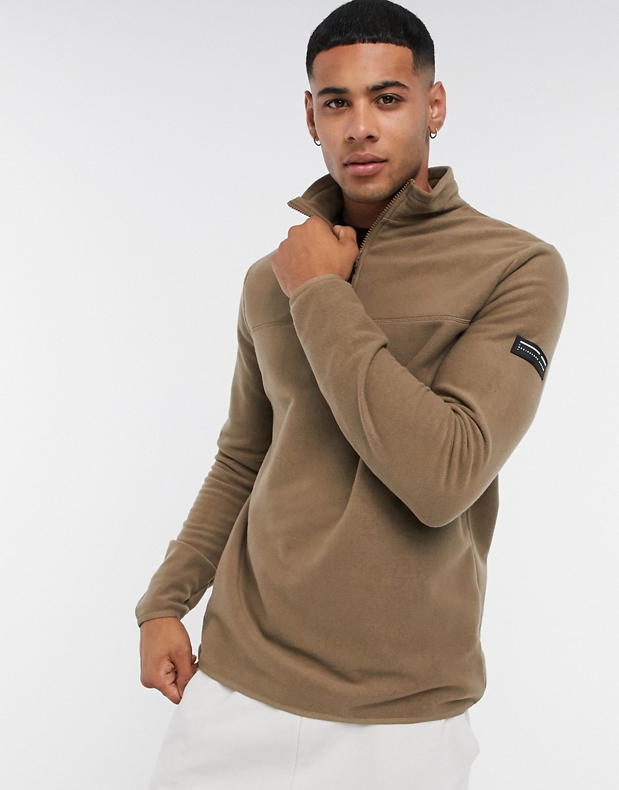 ASOS DESIGN – Kamelbrun sweatshirt i fleece med dragkedja i halsen-Beige