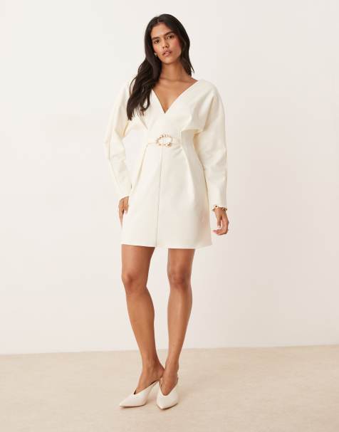 ASOS DESIGN – Kamiennobeżowa sukienka mini z rękawami typu kokon i metalową ozdobą - view 1