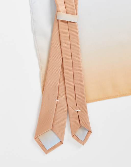 ASOS DESIGN – Kamiennobeżowy wąski krawat i poszetka z efektem ombre – STONE, 2 z 4