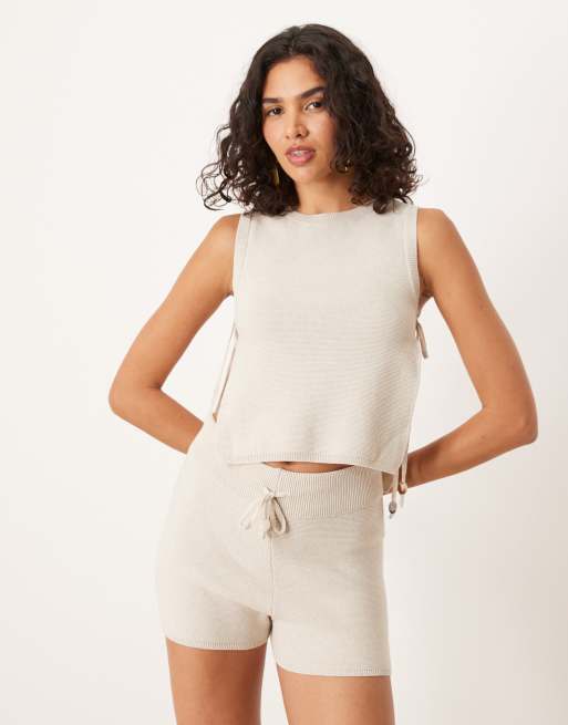 ASOS DESIGN – Kamiennoszary podkoszulek z dzianiny z domieszką lnu wiązany po bokach, część zestawu