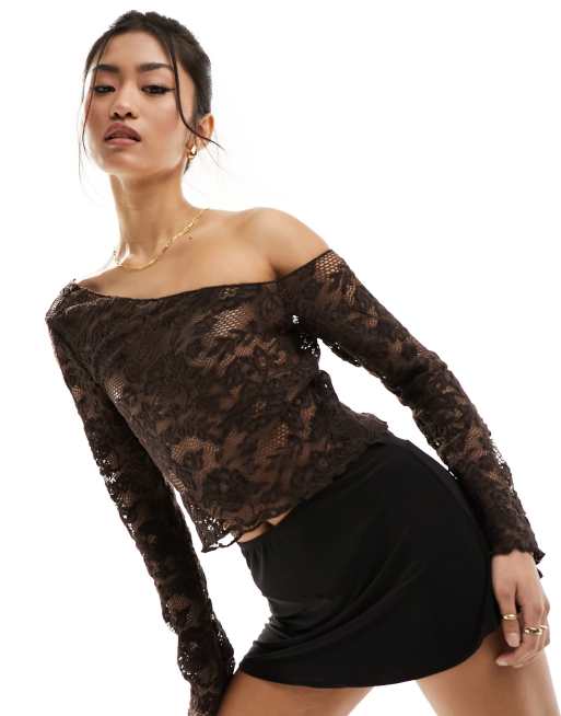 ASOS DESIGN - Kanten asymmetrische top met lange mouwen in bruin