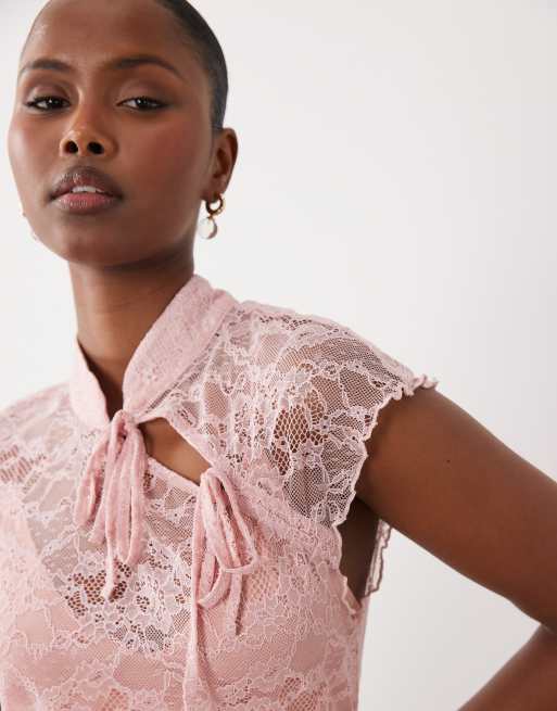 ASOS DESIGN - Kanten top met kraagje en strikjes in oudroze, 3 van 4