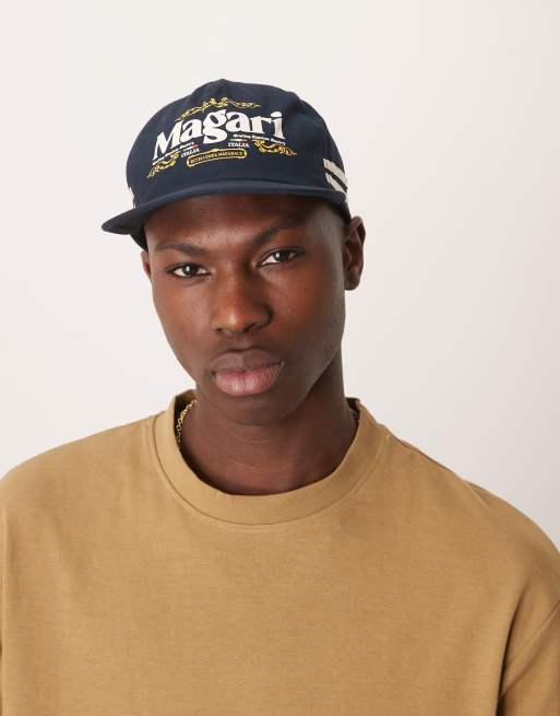 ASOS DESIGN – Kappe in Marineblau mit Grafik