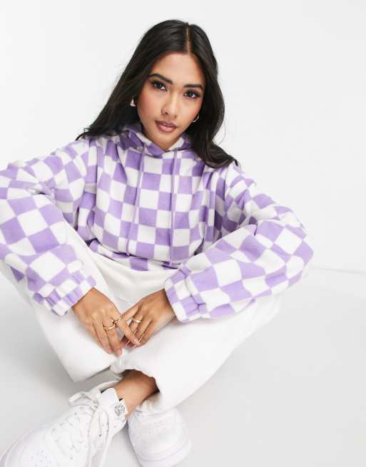 ASOS DESIGN – Kapuzenpullover aus Fleece in Lila mit Schachbrettmuster